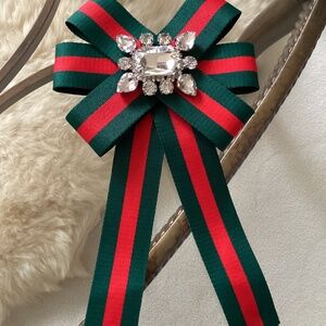 NWOT Pretty and Embellished with Crystal Pin or Clip